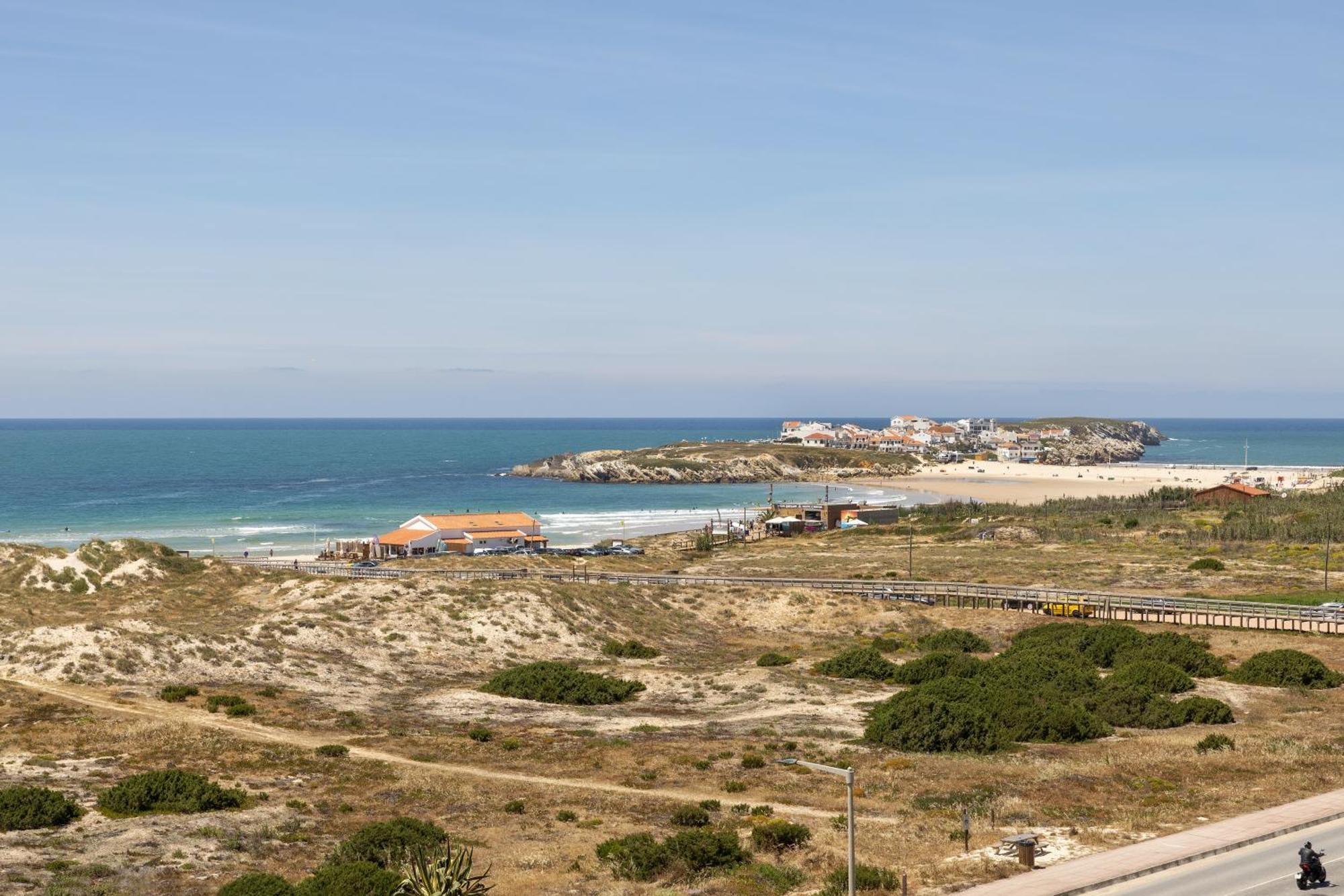 Baleal Balcony Apartment Ferrel  Exterior photo